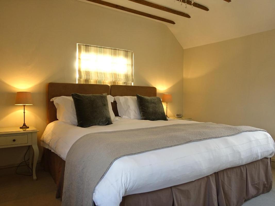 Bed and Breakfast The Barn At Woodview Hildenborough Exterior foto